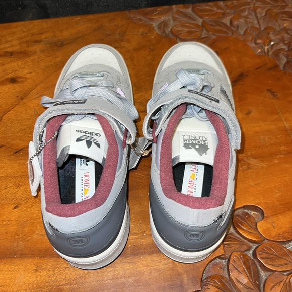 Adidas Originals Home Alone 2 x FORUM 84 Low 'Pigeon Lady' - Picture 6 of 6